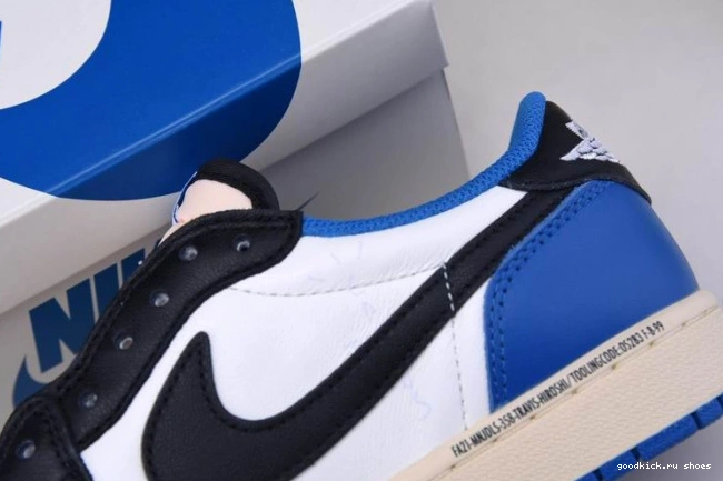 x Design Travis 1 Air Low Retro Fragment Scott x DM7866-140 Jordan 0811